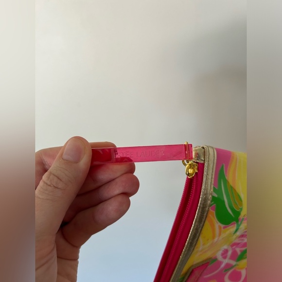 Lilly Pulitzer for Estee Lauder Makeup Bag Cosmetic Case Barbie Pink - Picture 4 of 5